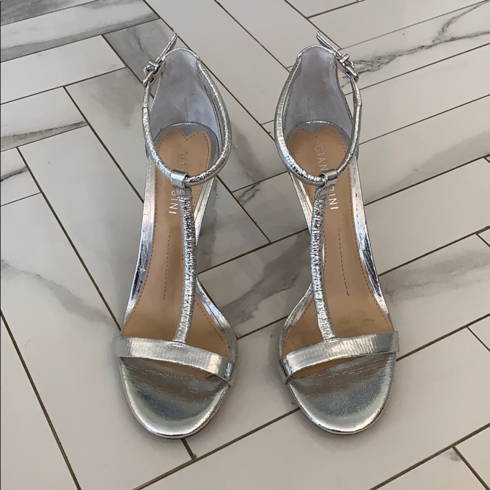 Silver T strap heelsGianni Bini